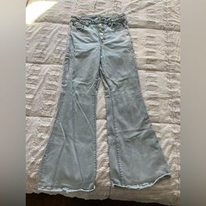 American Eagle, 14 Regular, Distressed, Super Hi-Rise Flare. Worn very few times